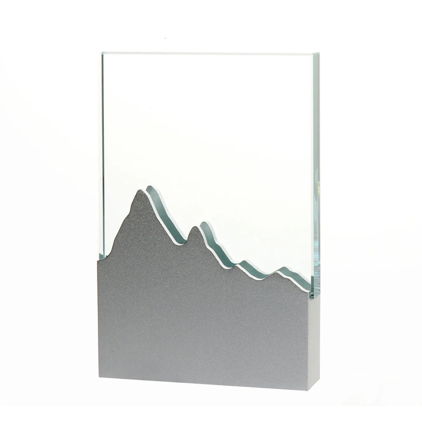 Glas-Metall Award SUMMIT STRIKER – rechteckige Glasscheibe mit eingelassenem Bergpanorama-Metalleinsatz in Silber-Grau, blank ohne Gravur, personalisierbar mit Lasergravur für Unternehmensauszeichnungen und Firmenevents
