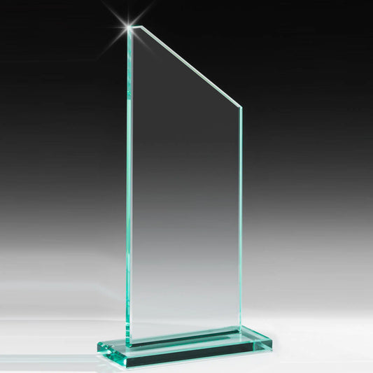 Glasaward Peak aus 10 mm starkem klarem Glas in Pfeilspitzenform
