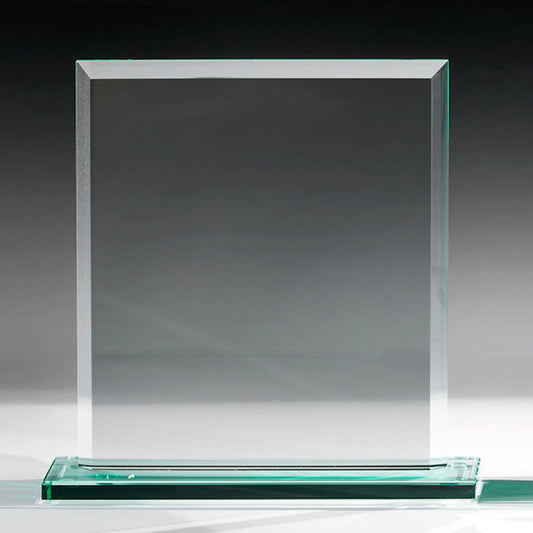 Square Award – quadratischer Glasaward mit Jade-Glassockel und abgeschrägten Kanten | awardideen.de
