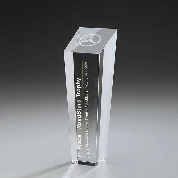 Spotlight Tower Award aus massivem Kristallglas, 50×50 mm Grundfläche, ~80 mm Glasstärke – mit Lasergravur oder UV-Druck personalisierbar, inkl. Geschenkbox
