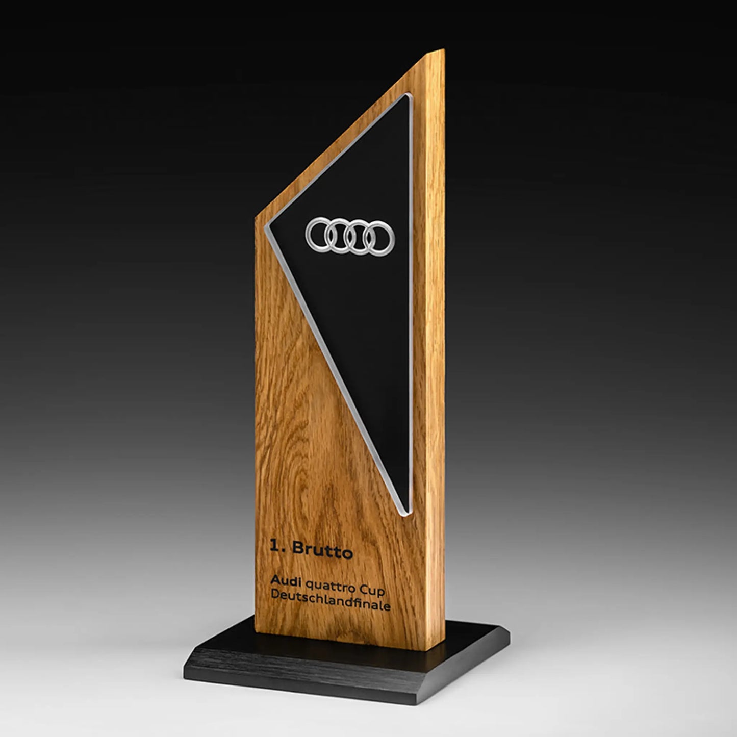 Award aus Holz und Acryl mit Beschriftungs-Beispiel