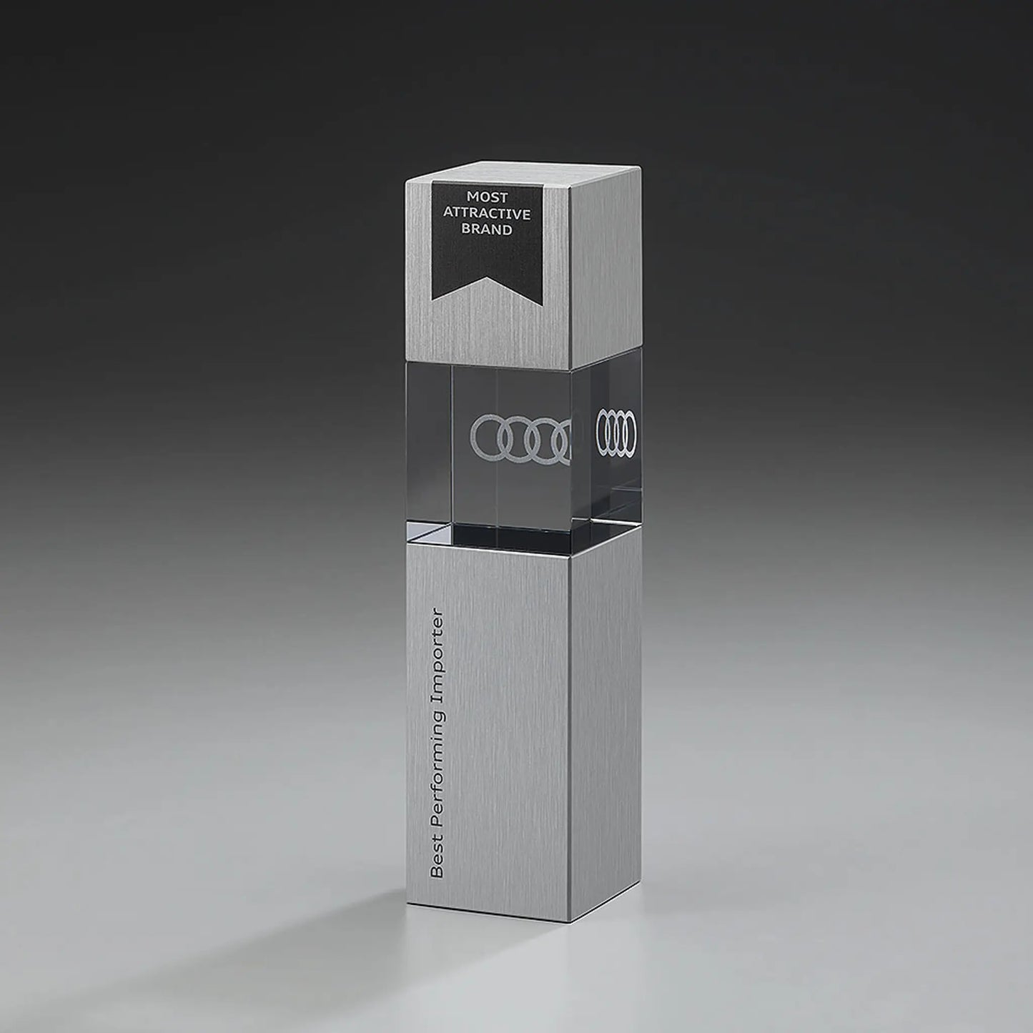 Glasaward Glaspokal aus Metall und klarem Glas Metal Cubix Award