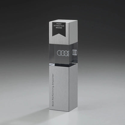 Glasaward Glaspokal aus Metall und klarem Glas Metal Cubix Award