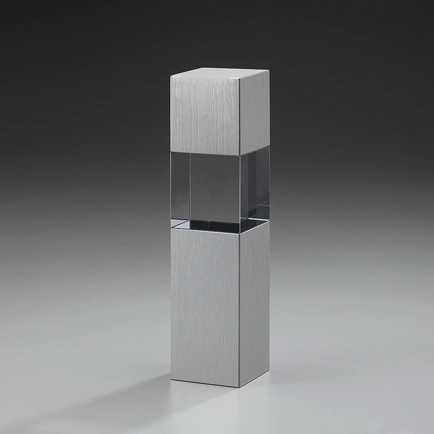 Glasaward Glaspokal aus Metall und klarem Glas Metal Cubix Award